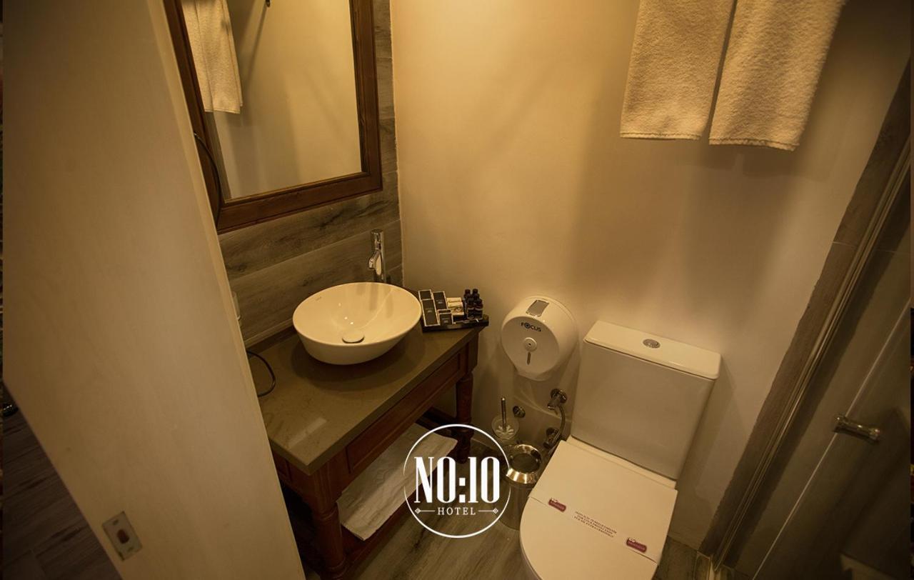 No 10 Hotel Selçuk Exteriör bild